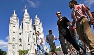 Mormon church invites all to come worship